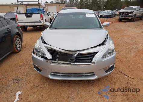 2014 Nissan Altima 2.5 z USA, uszkodzony, nr VIN 1N4AL3AP4EC319471